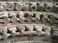 Clonfert - Cathedrale romane - Portail (1)